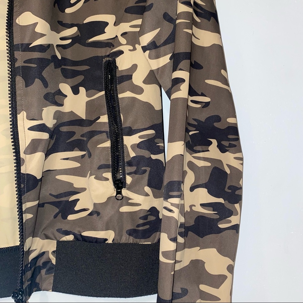Camouflage Jacket - Picture 3 of 6